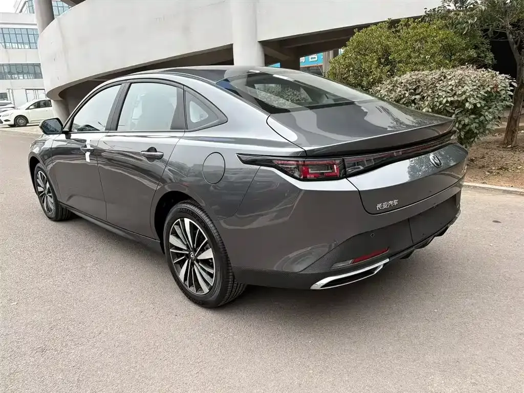 Changan Eado PHEV 2026 из CN, фото 5