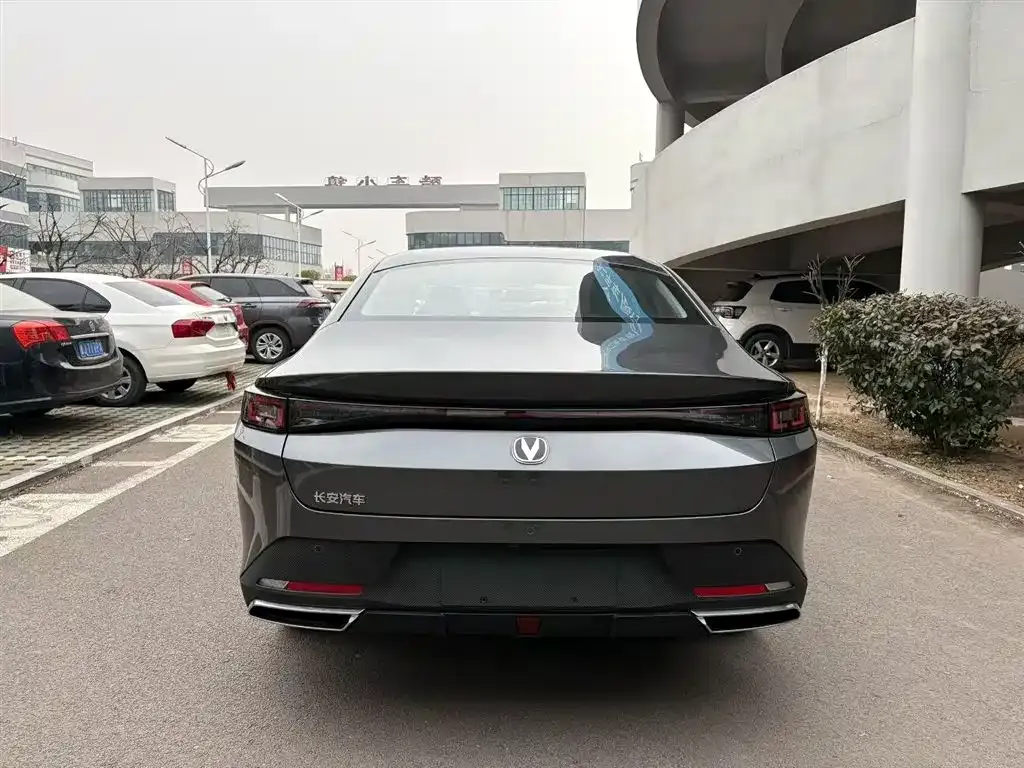 Changan Eado PHEV 2026 из CN, фото 3