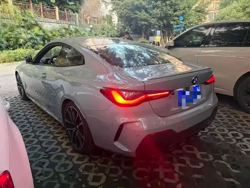 BMW 4 Series 2023 из CN, фото 7
