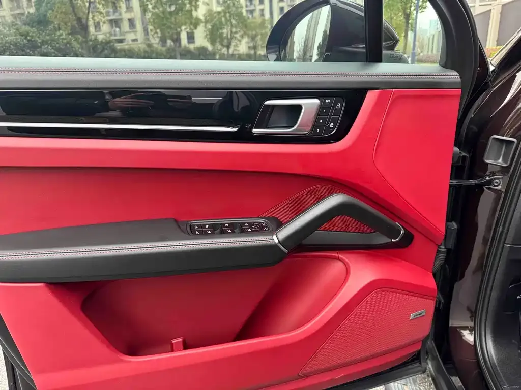 Porsche Cayenne 2022 из CN, фото 2