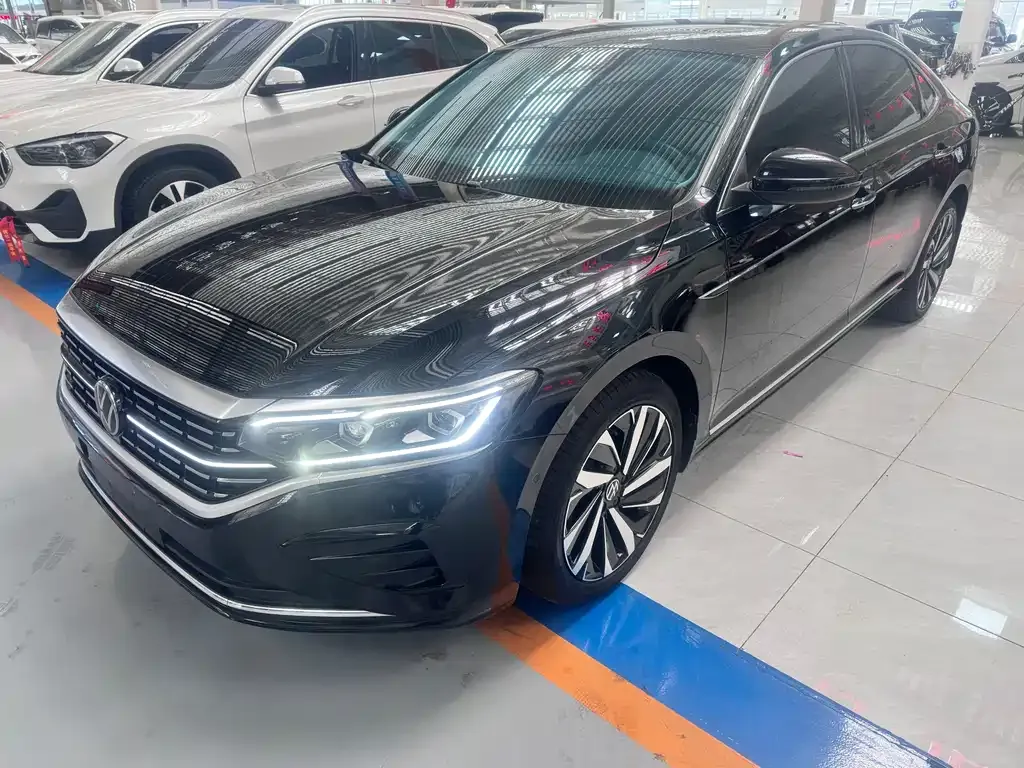 Volkswagen Passat 2022 из CN, фото 1