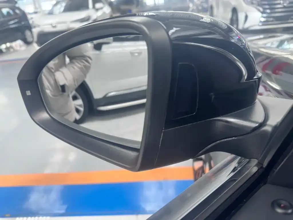 Volkswagen Passat 2022 из CN, фото 6