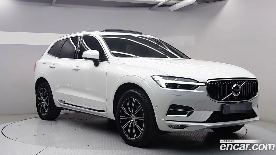 Volvo XC60 — фото 4