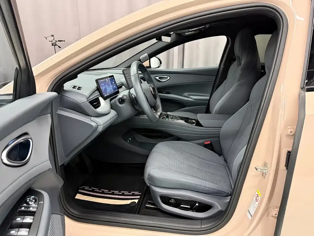 BYD Seal 06GT 2025 из CN, фото 8