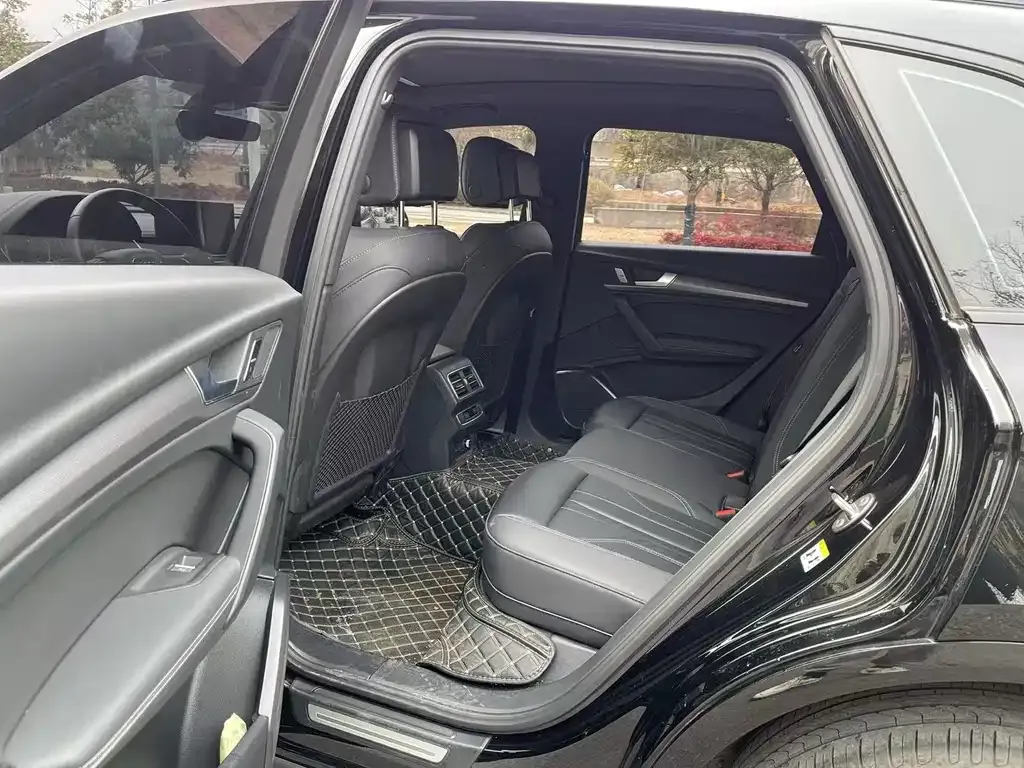 Audi Q5L 2024 из CN, фото 5