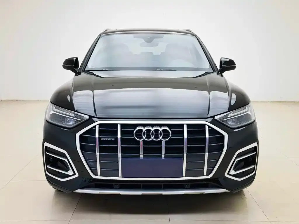Audi Q5L 2022 из CN, фото 2