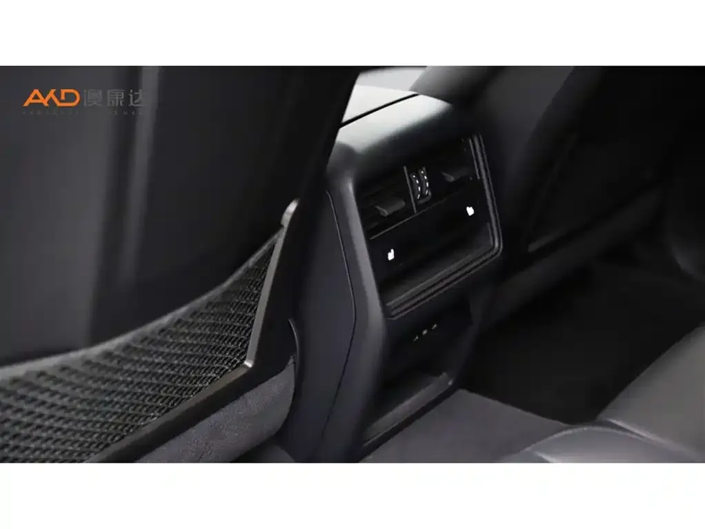 Porsche Cayenne 2024 из CN, фото 3