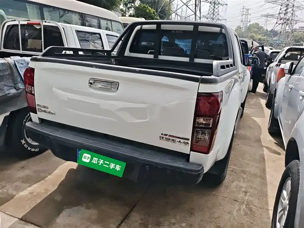 Isuzu D-MAX 2021 из CN, фото 4