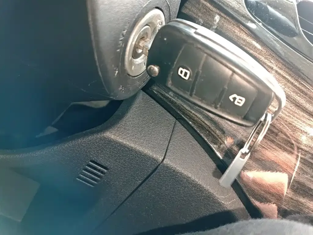 Isuzu D-MAX 2021 из CN, фото 2