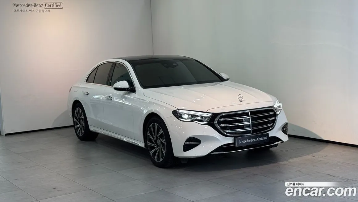Mercedes-Benz E-Class — фото 1