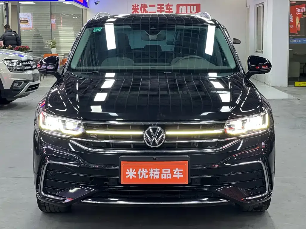 Volkswagen Tiguan L 2022 из CN, фото 3