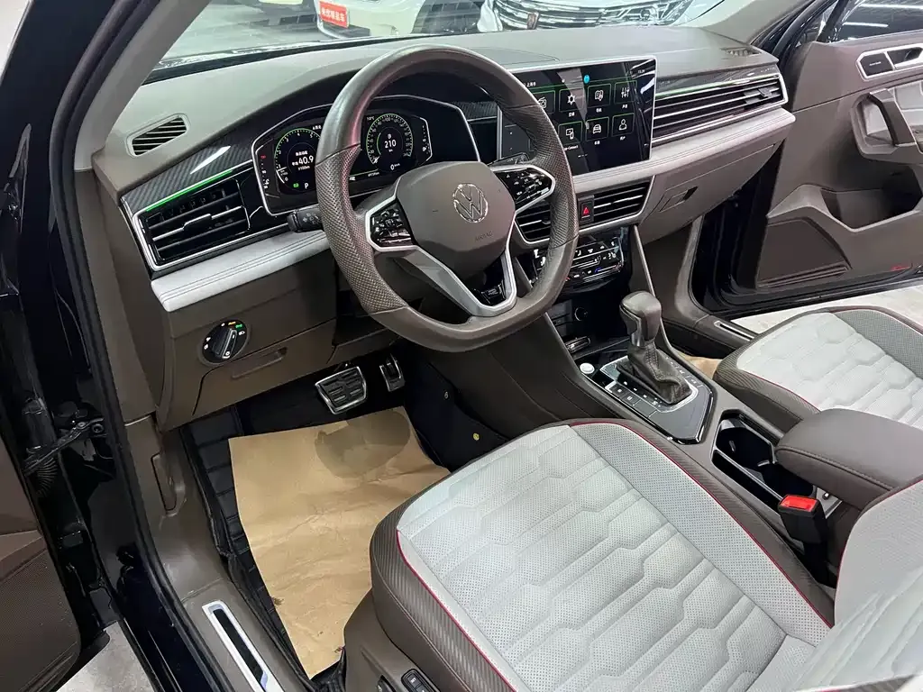 Volkswagen Tiguan L 2022 из CN, фото 7