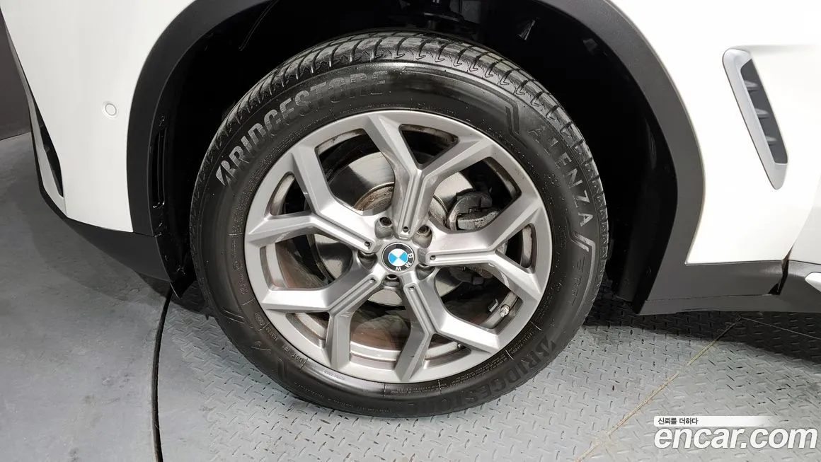 BMW X4 2022 из KR, фото 3