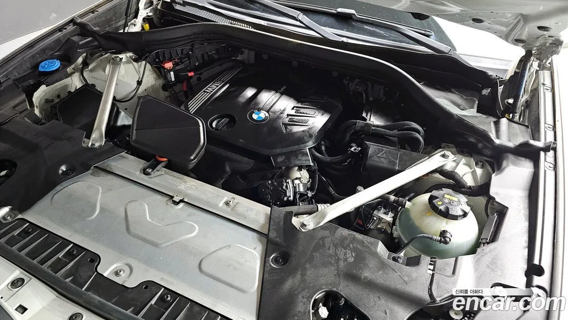 BMW X4 2022 из KR, фото 10
