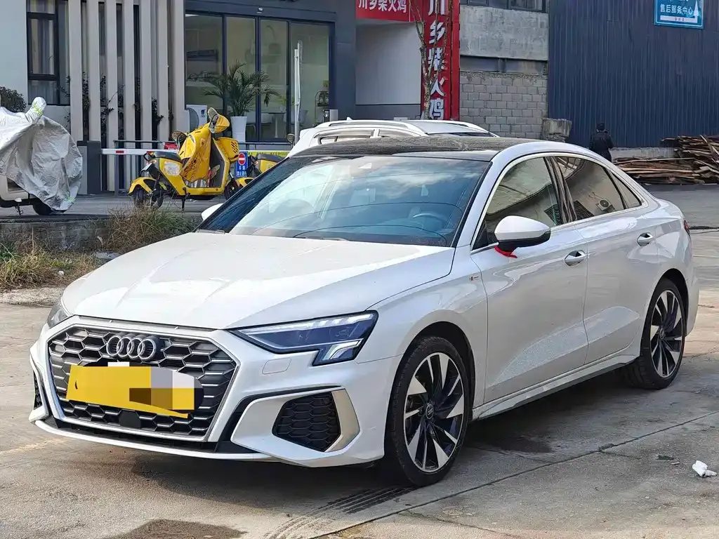 Audi A3 2022 из CN, фото 1