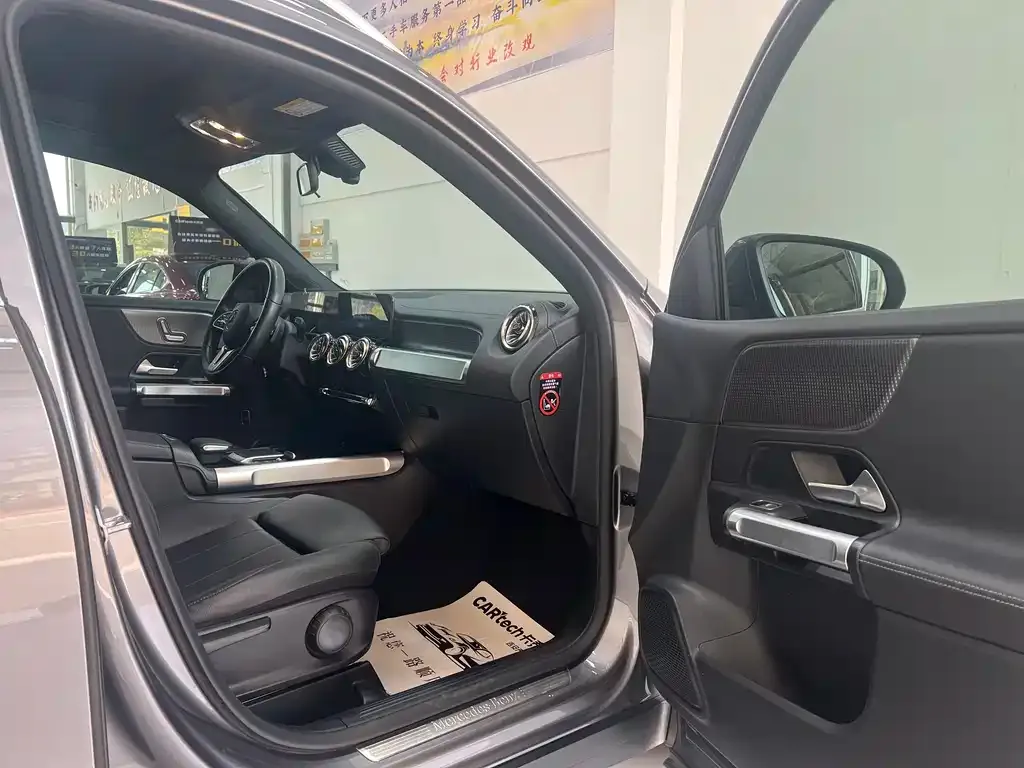 Mercedes-Benz GLB 2022 из CN, фото 8