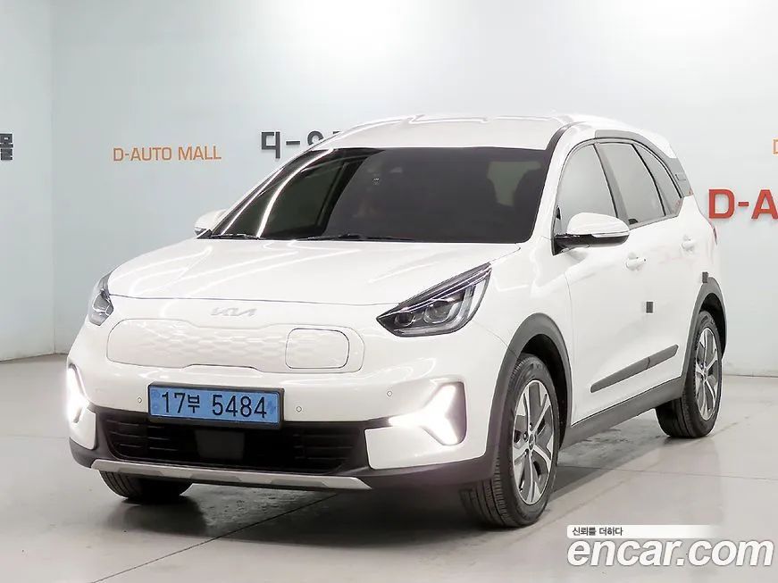 Kia Niro — фото 1