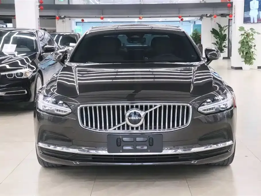 Volvo S90 — фото 8
