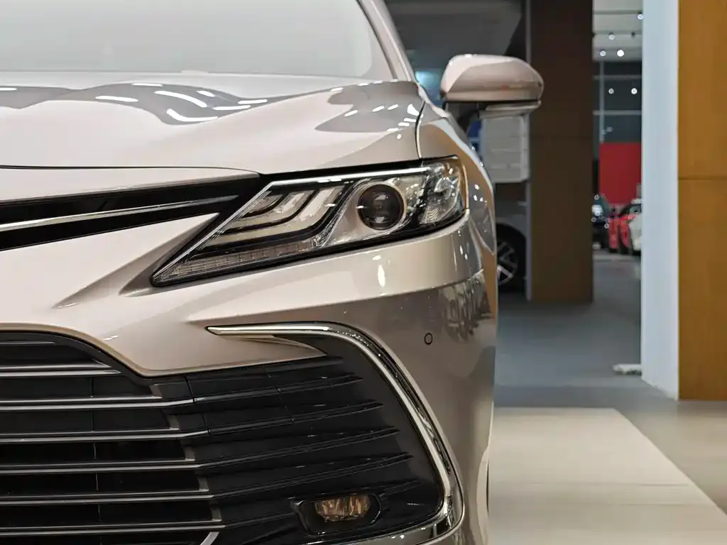Toyota Camry 2023 из CN, фото 6