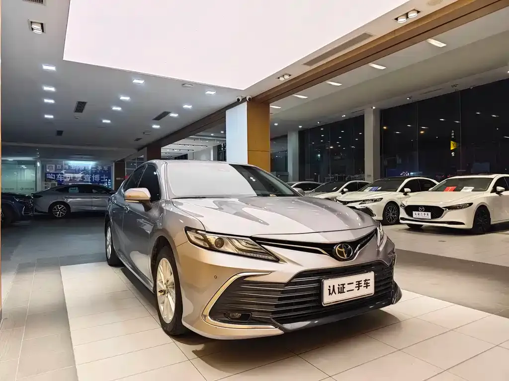 Toyota Camry 2023 из CN, фото 8