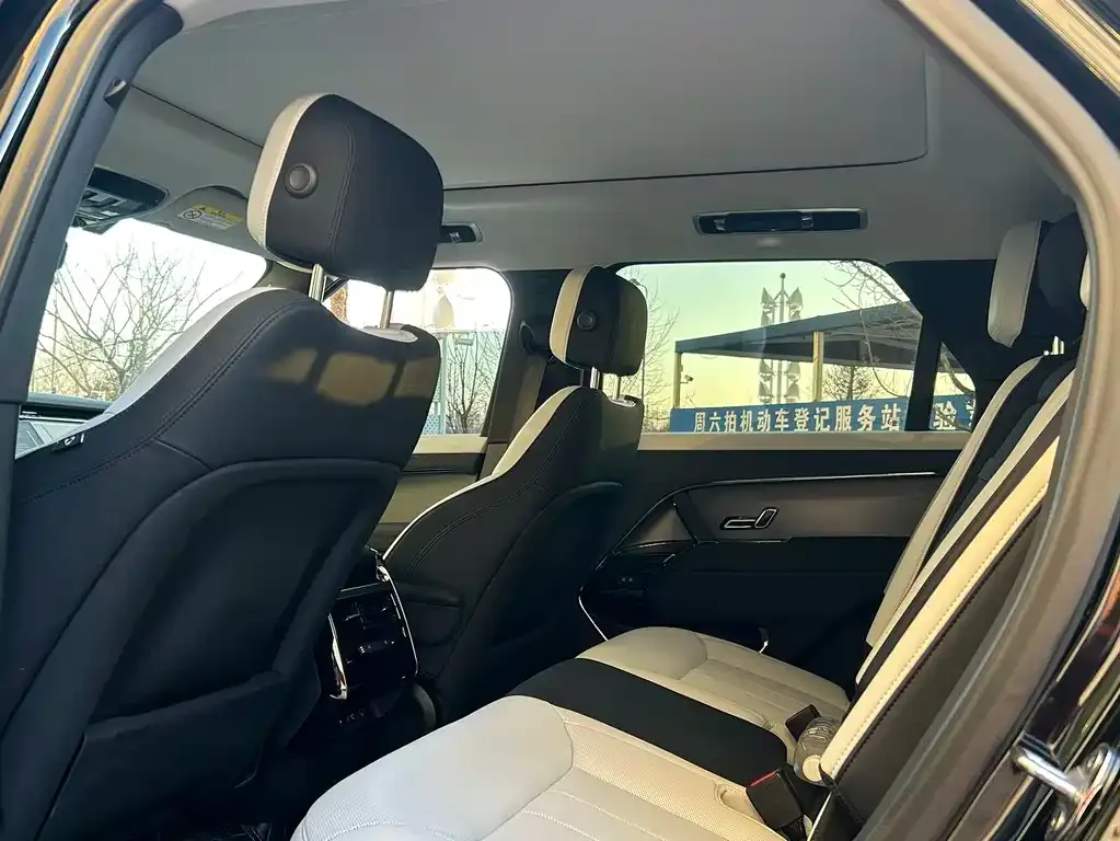 Land Rover Sport 2023 из CN, фото 5