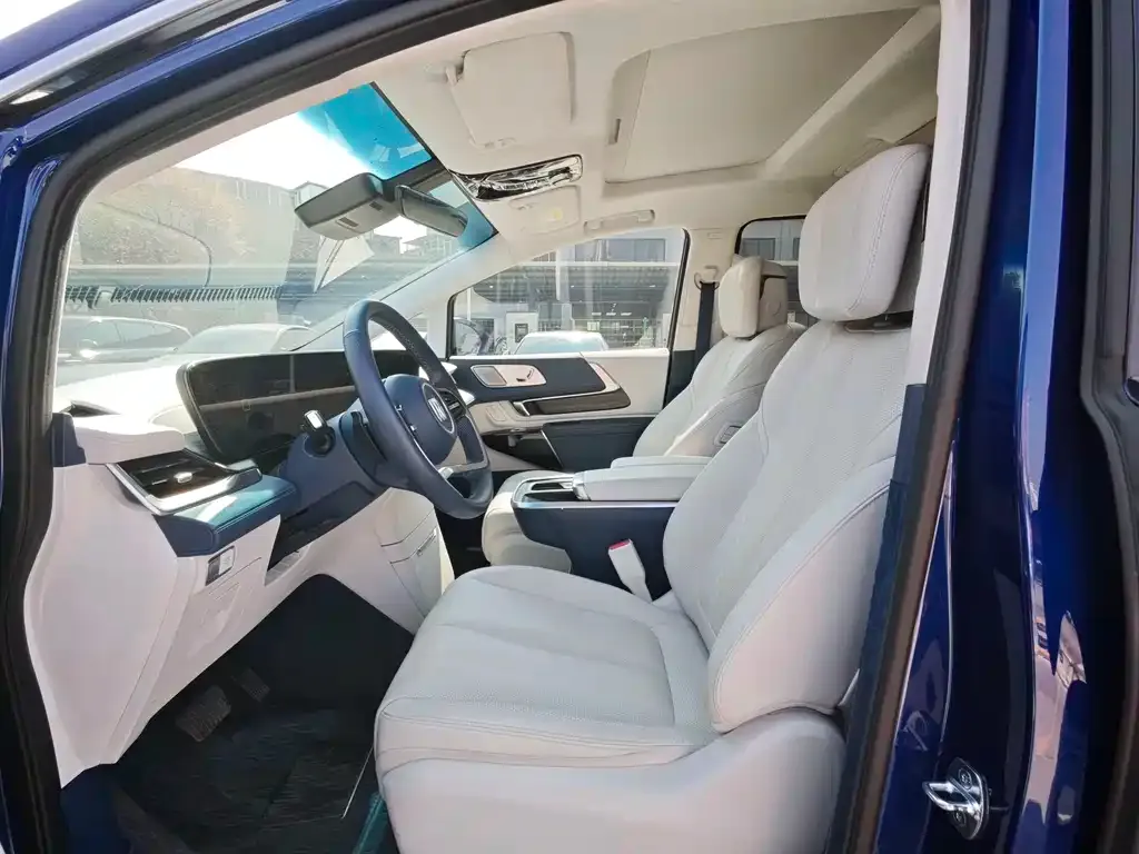 Buick Century 2023 из CN, фото 9