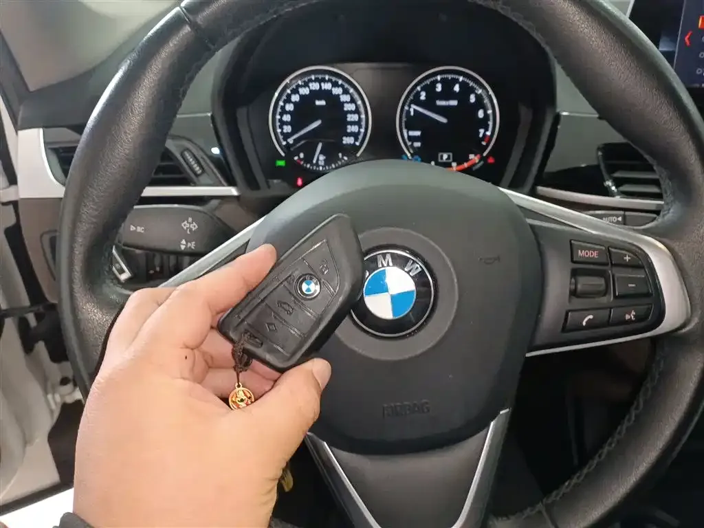 BMW X1 2021 из CN, фото 3