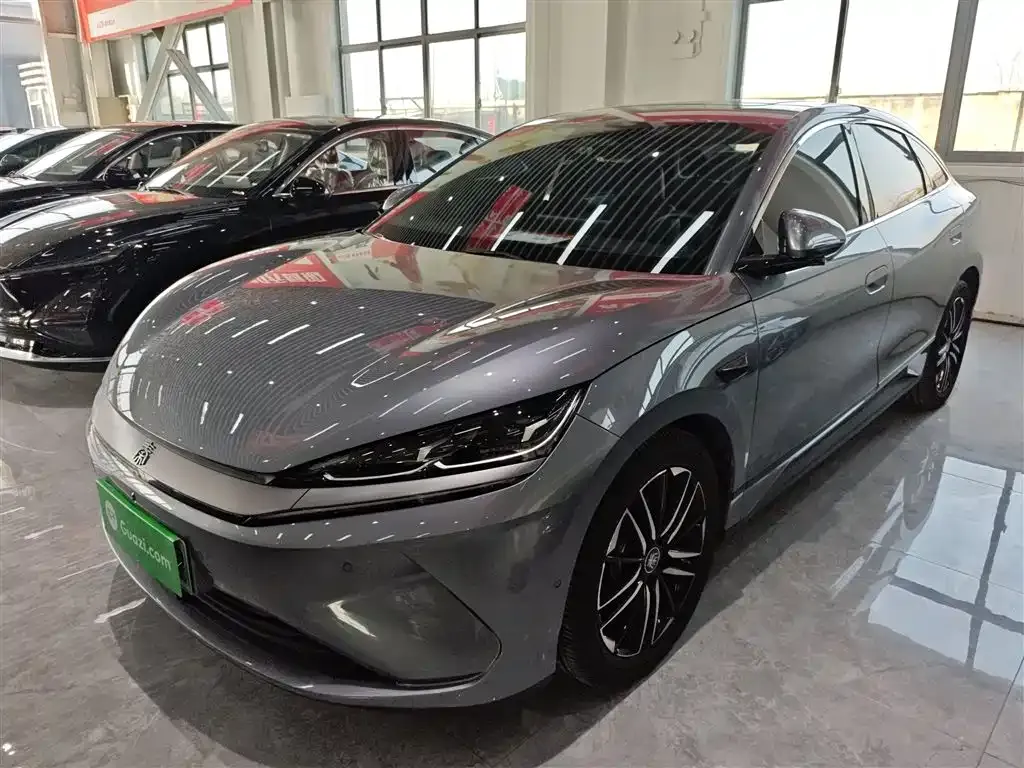 BYD Qin L — фото 10