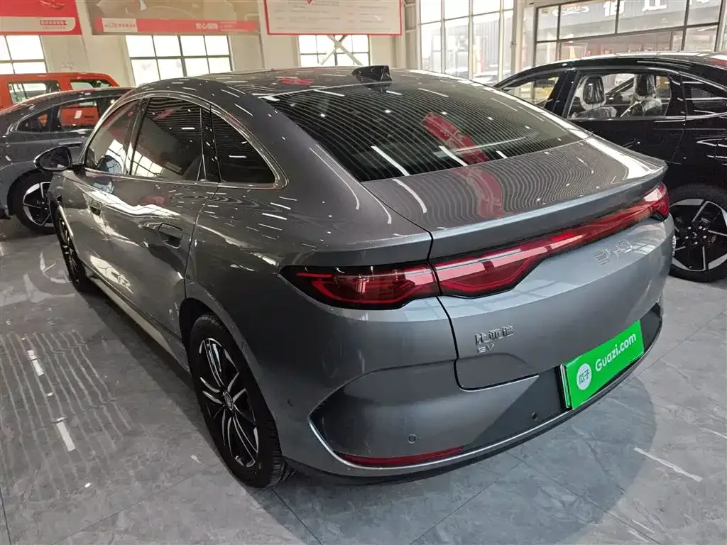 BYD Qin L — фото 8