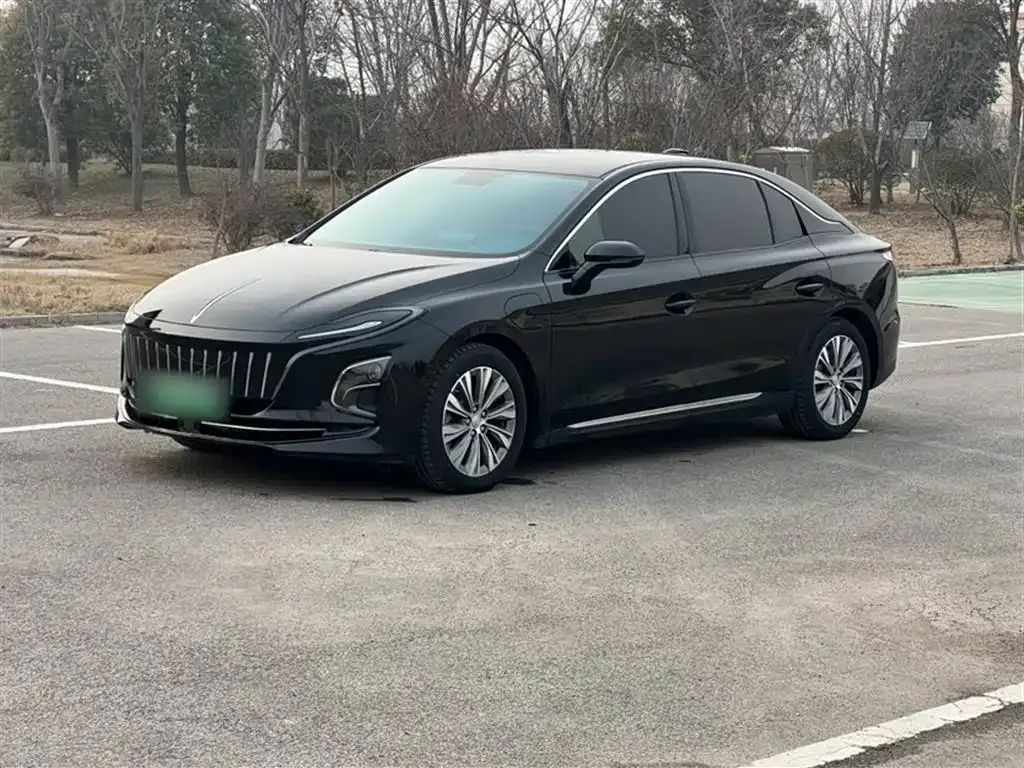 Hongqi E-QM5 2024 из CN, фото 8
