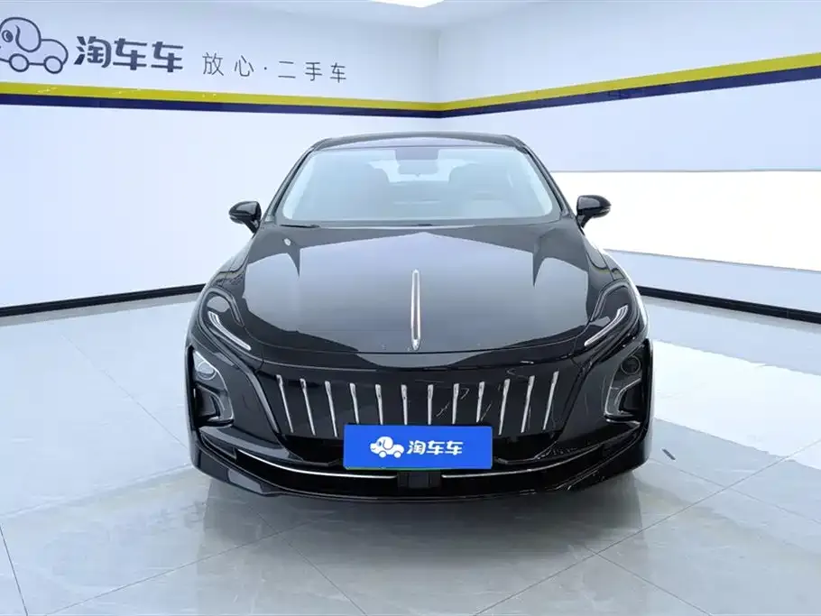 Hongqi E-QM5 2023 из CN, фото 2