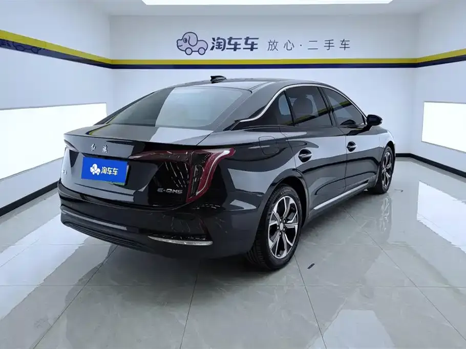 Hongqi E-QM5 2023 из CN, фото 3