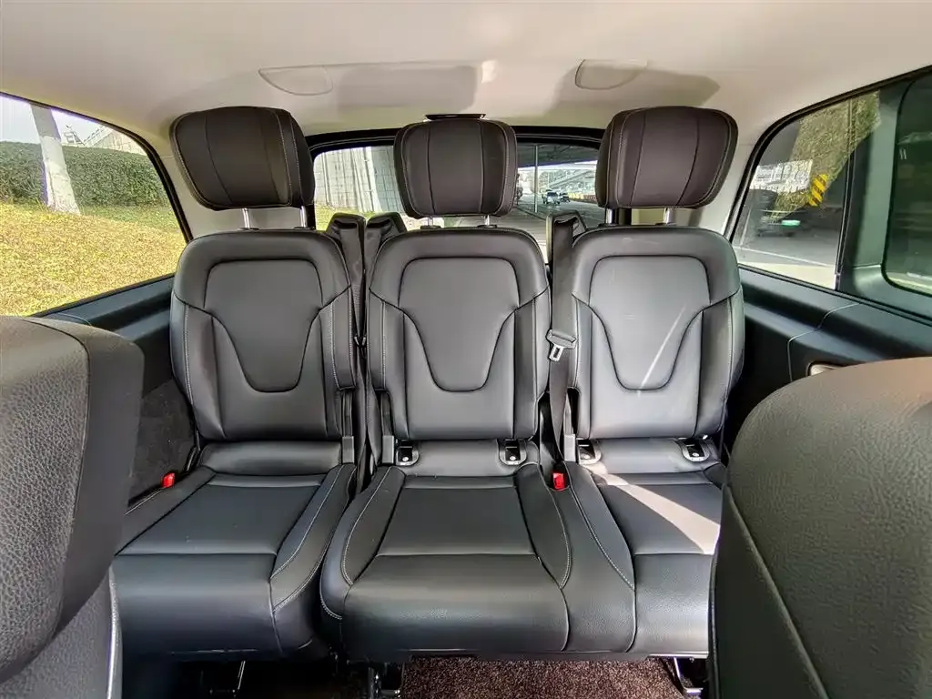 Mercedes-Benz V-Class 2021 из CN, фото 10