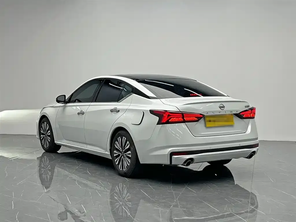 Nissan Teana 2023 из CN, фото 5