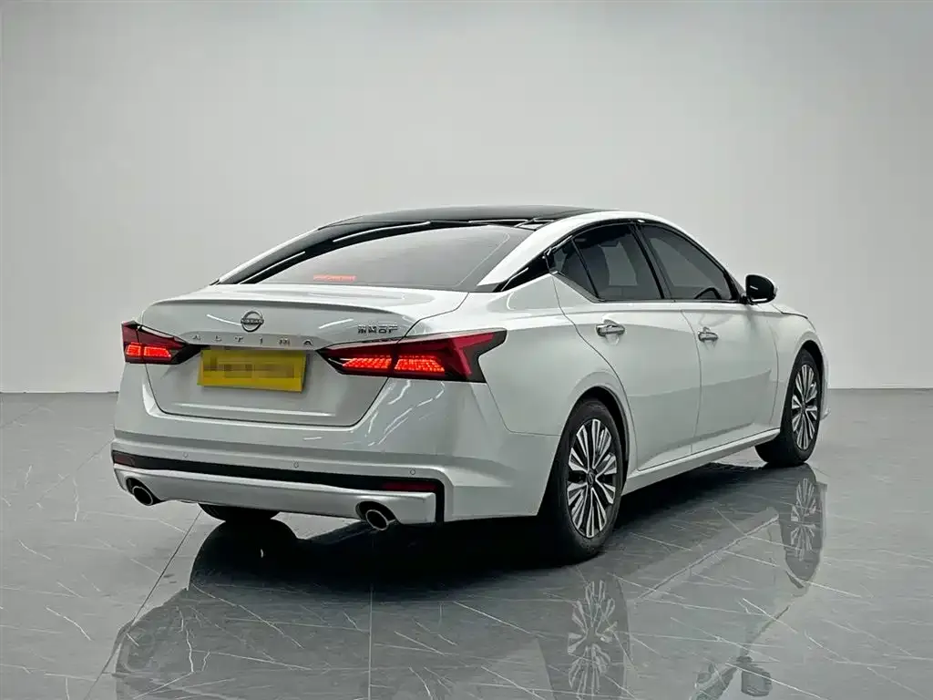 Nissan Teana 2023 из CN, фото 2