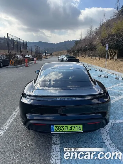 Porsche Taycan 2025 из KR, фото 4