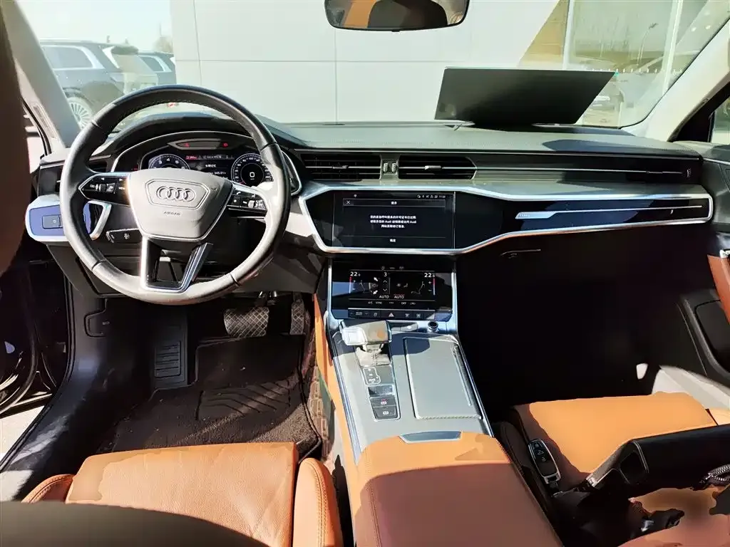 Audi A6L 2021 из CN, фото 3