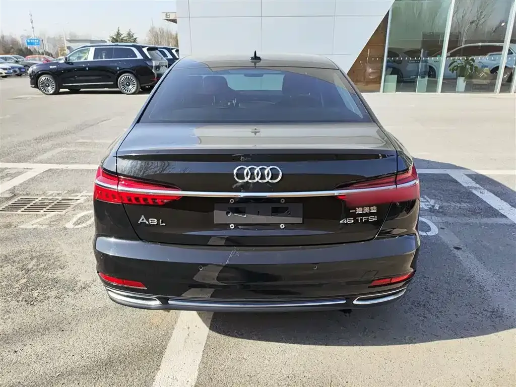 Audi A6L 2021 из CN, фото 5
