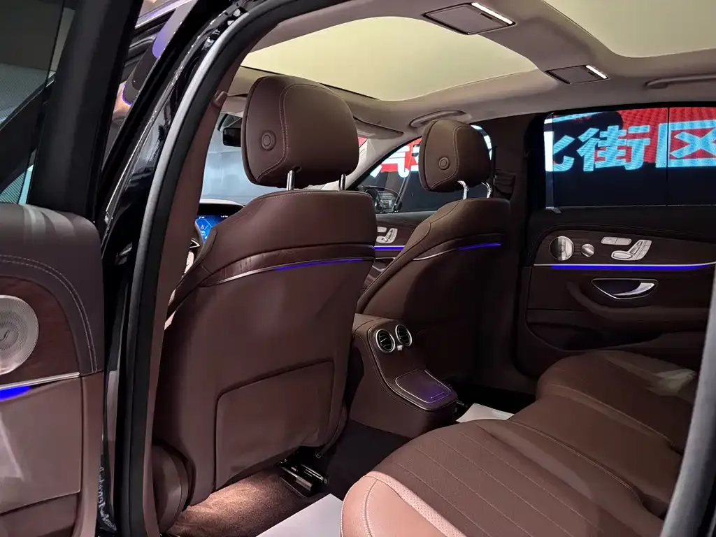Mercedes-Benz E-Class 2023 из CN, фото 2