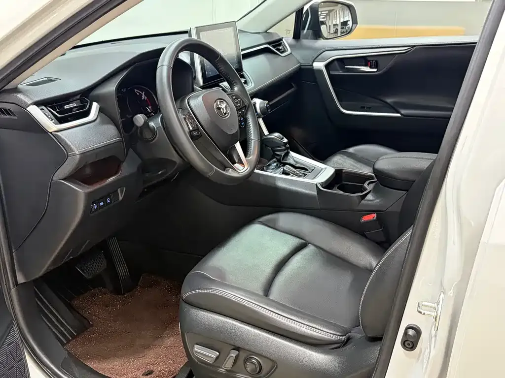 Toyota RAV4 2022 из CN, фото 7