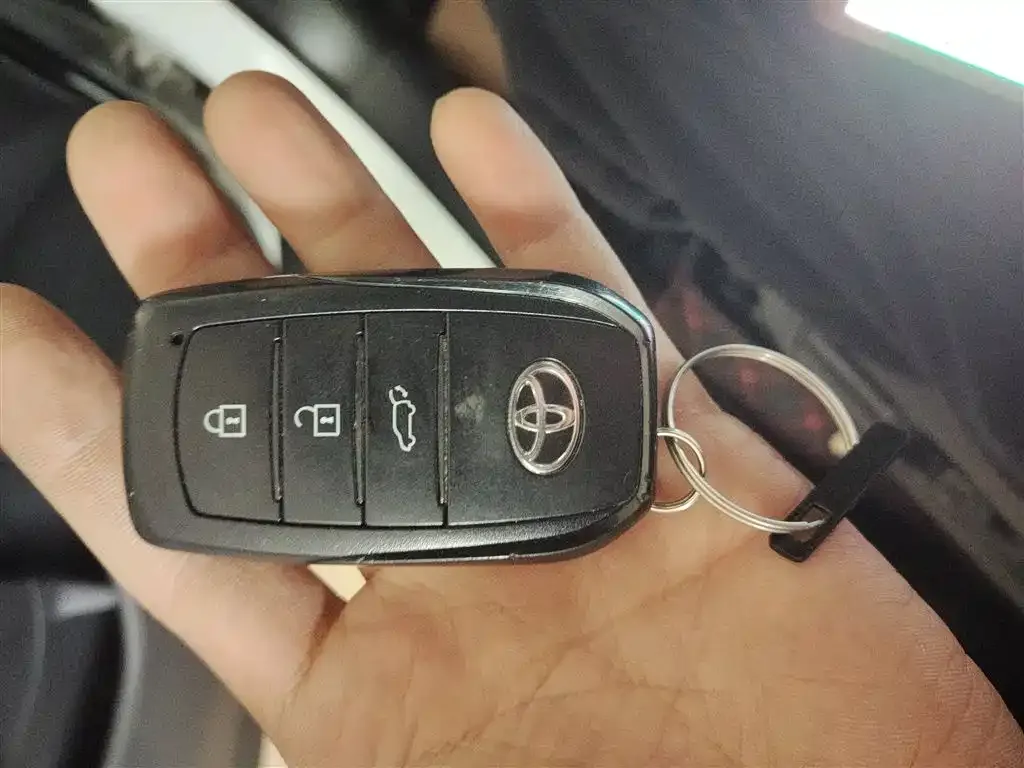 Toyota Frontlander 2022 из CN, фото 3