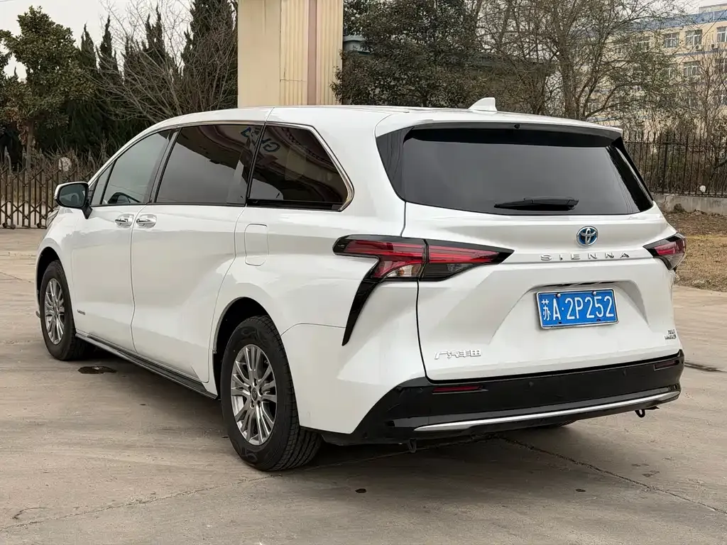 Toyota Sienna 2022 из CN, фото 8