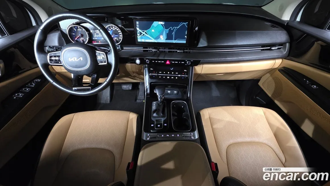 Kia Carnival — фото 10