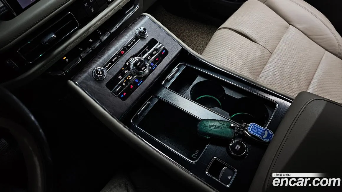 Lincoln Aviator 2021 из KR, фото 6