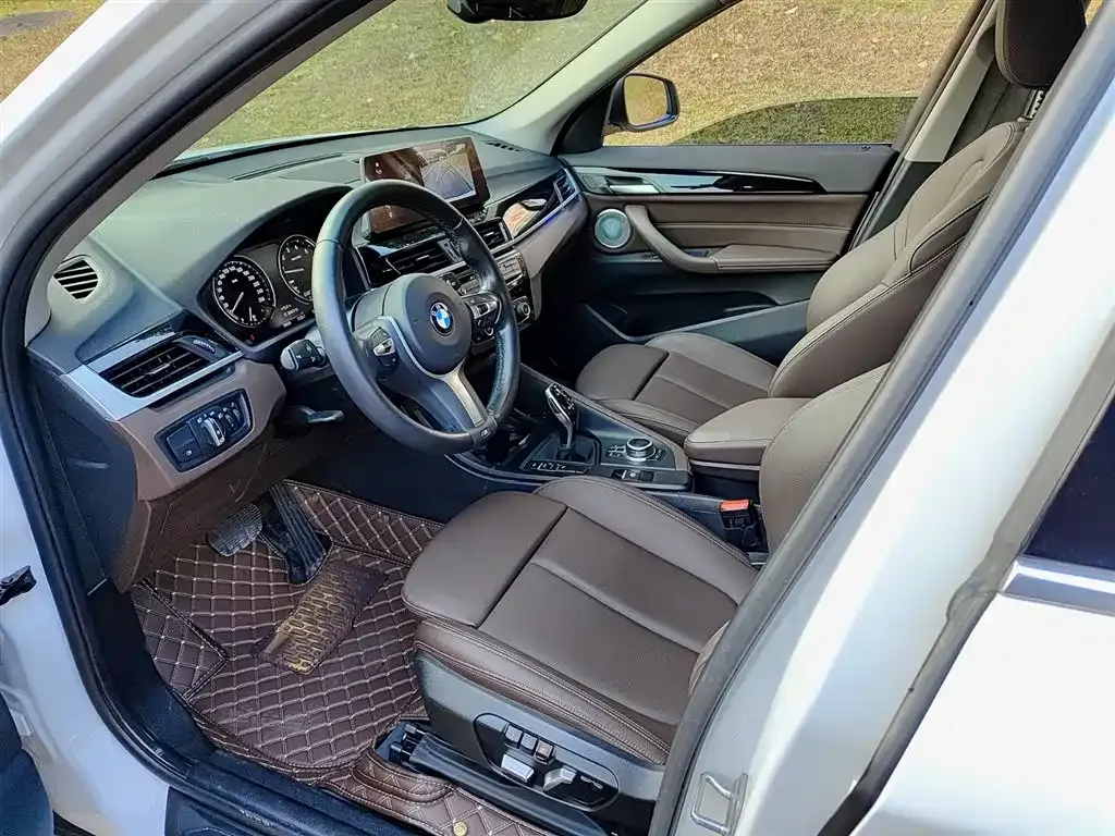 BMW X1 2022 из CN, фото 4