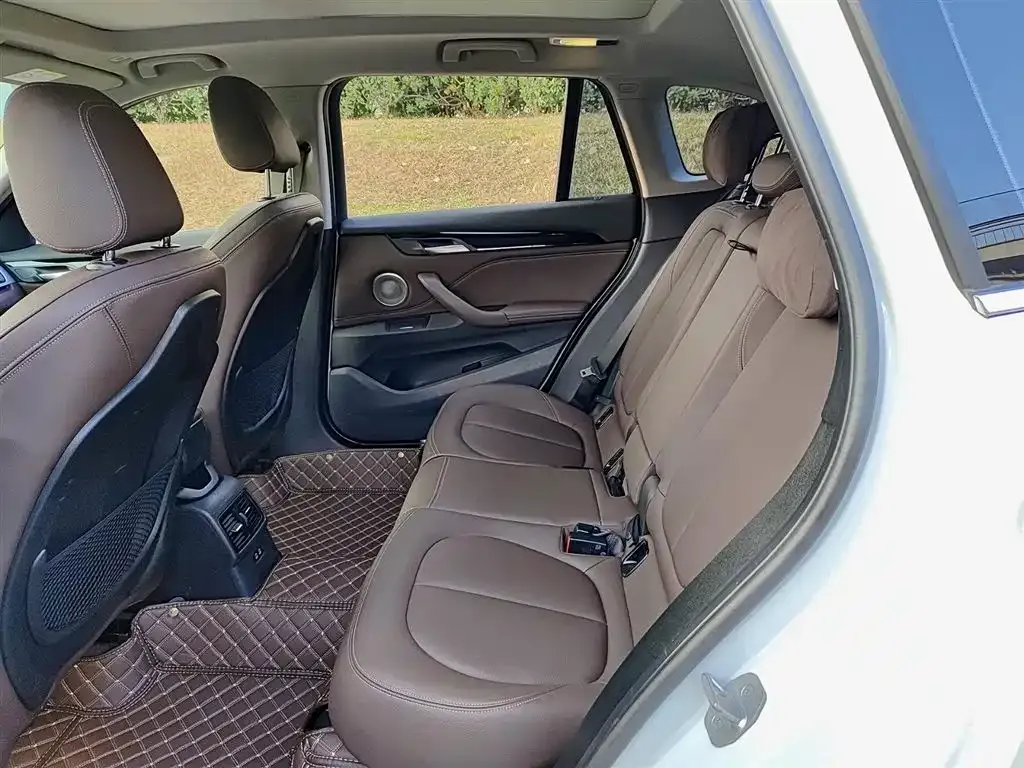 BMW X1 2022 из CN, фото 3