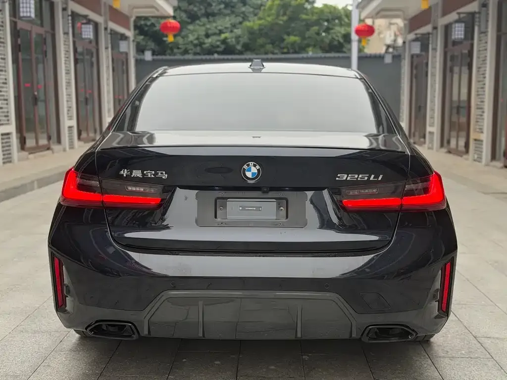 BMW 3 Series 2023 из CN, фото 8