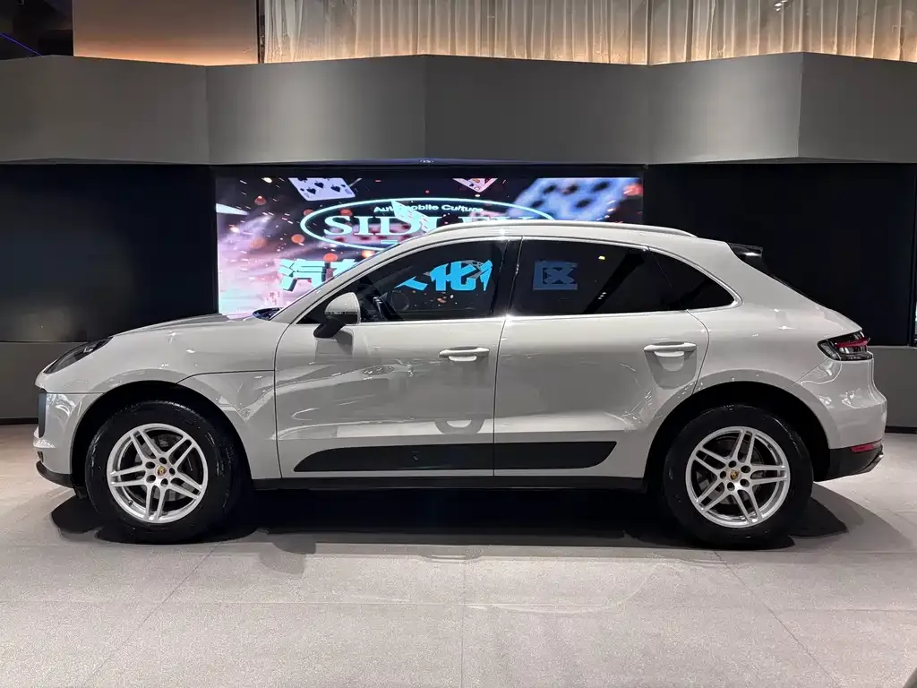Porsche Macan — фото 6