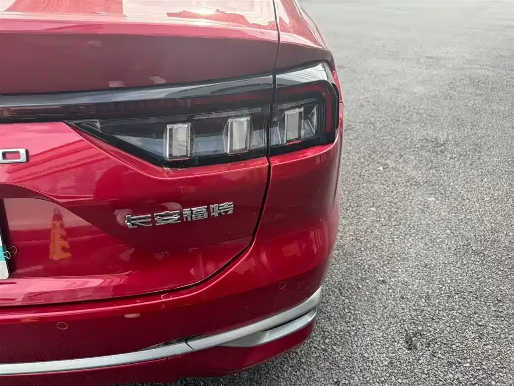 Ford Mondeo 2024 из CN, фото 3