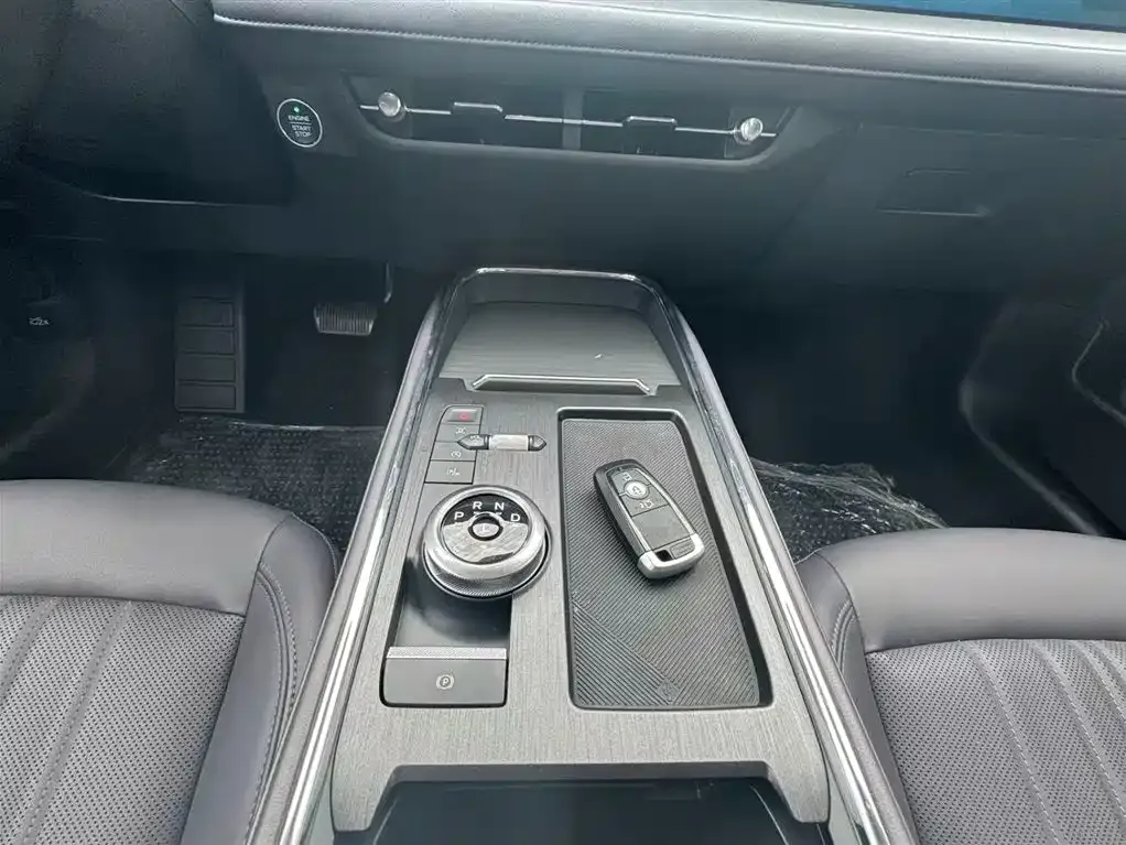 Ford Mondeo 2024 из CN, фото 4